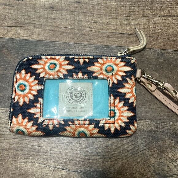 Spartina 449 wristlet wallet and credit card holder. - Picture 3 of 5